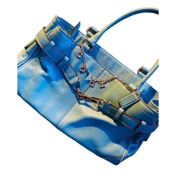 Coach Signature Purse Charm Crystal Letters “COACH” NWOT Purse NOT inclu… - Picture 3 of 3